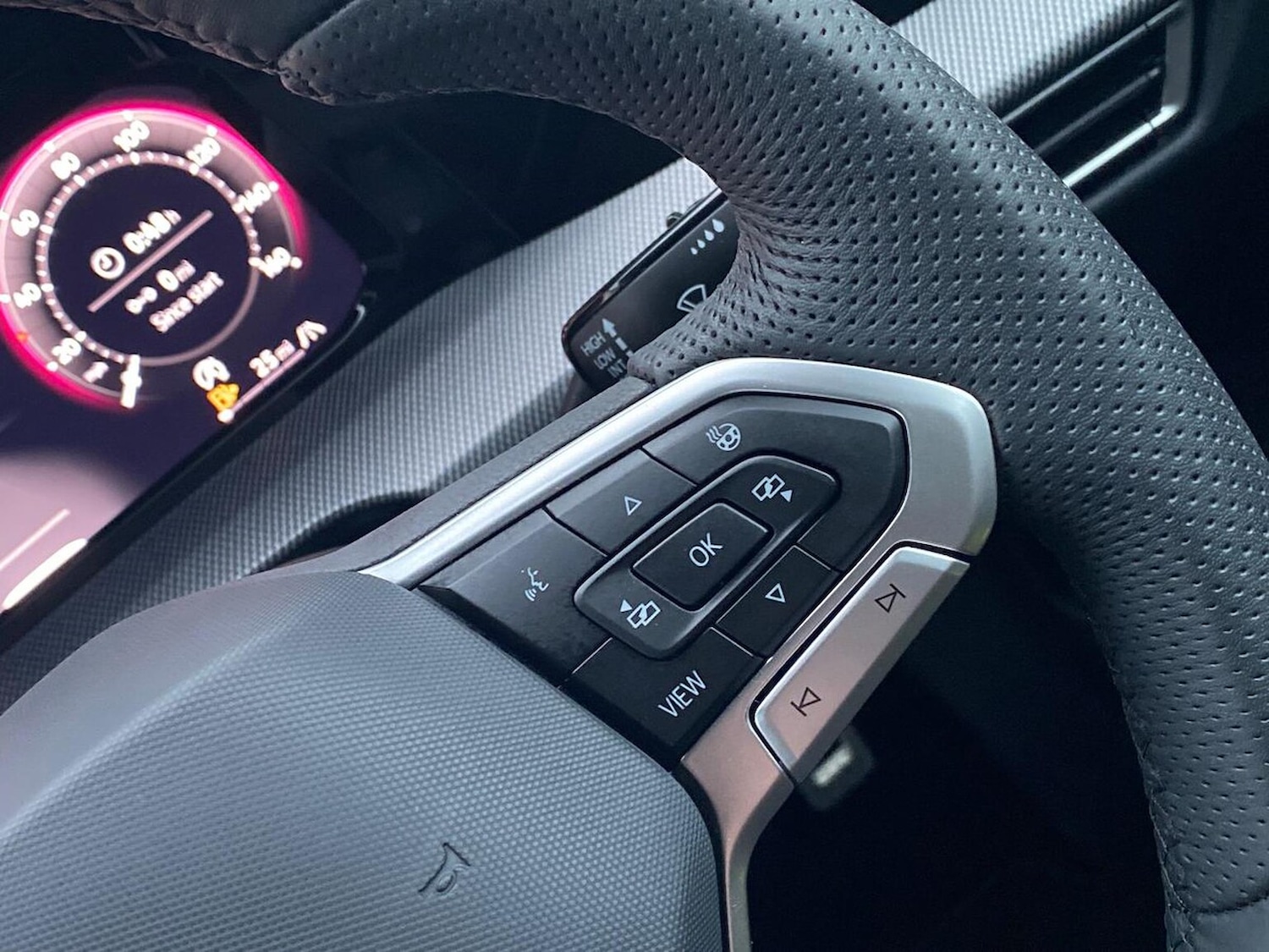 Used Volkswagen Golf 2025 for sale - 76963472: Photo 25