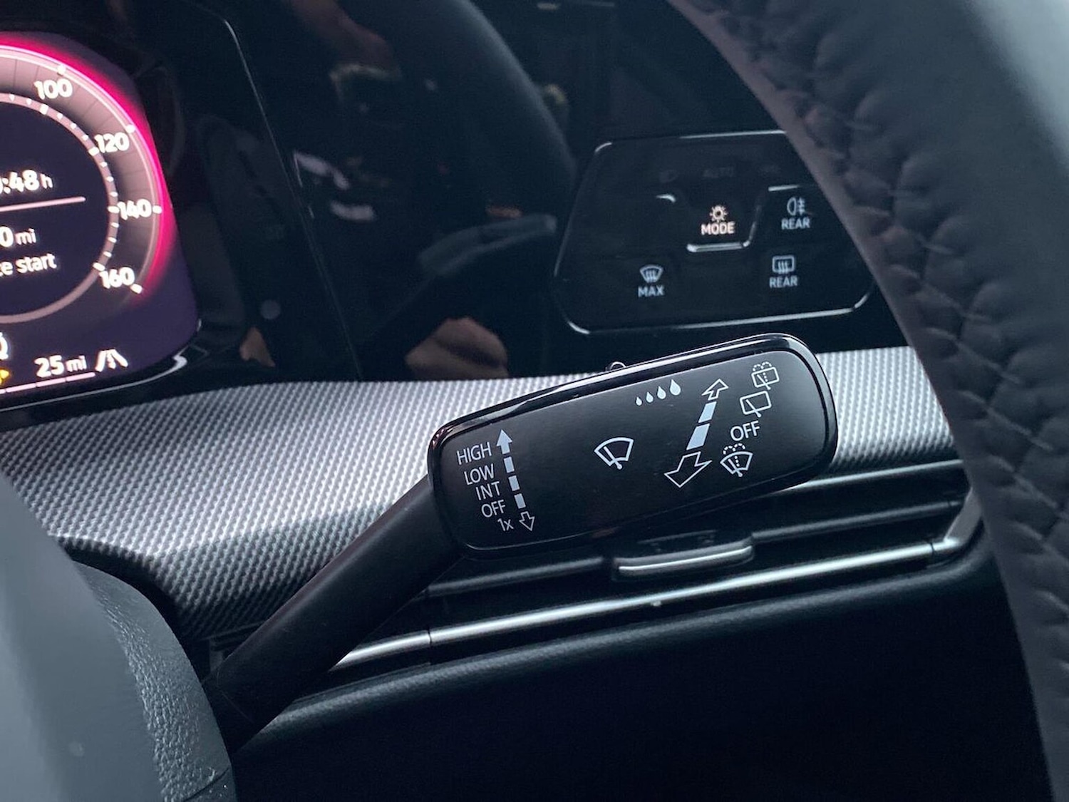 Used Volkswagen Golf 2025 for sale - 76963472: Photo 27