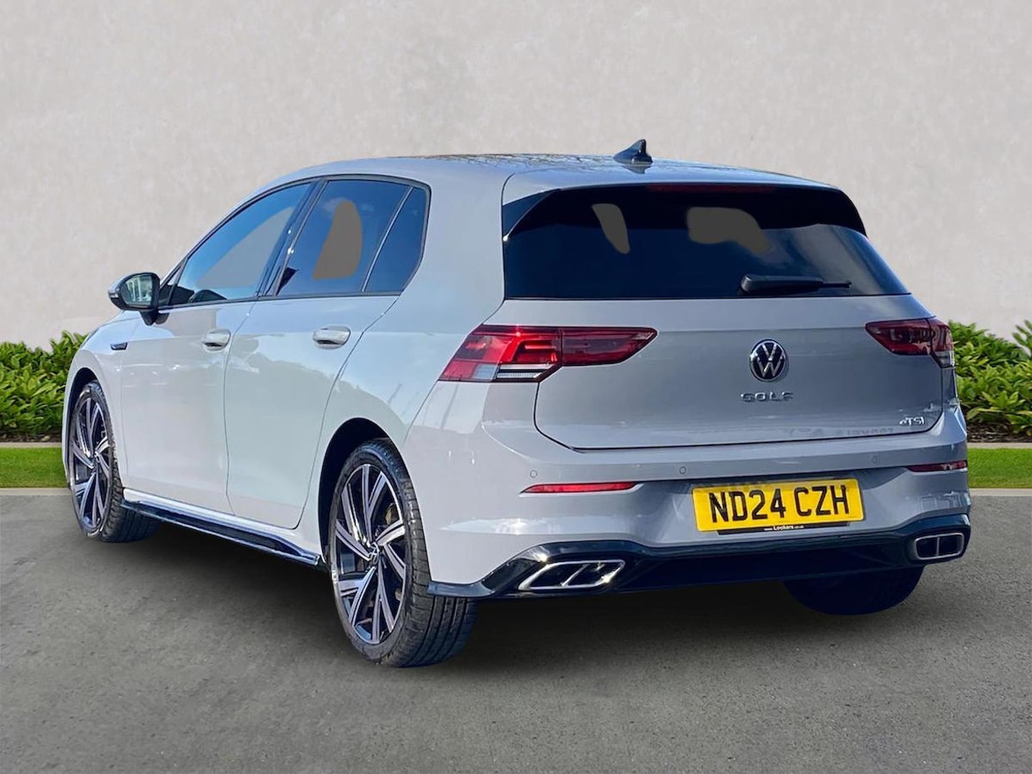 Used Volkswagen Golf 2024 for sale - 76588614: Photo 2