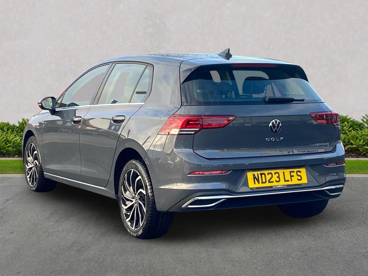 Used Volkswagen Golf 2023 for sale - 76699507: Photo 2