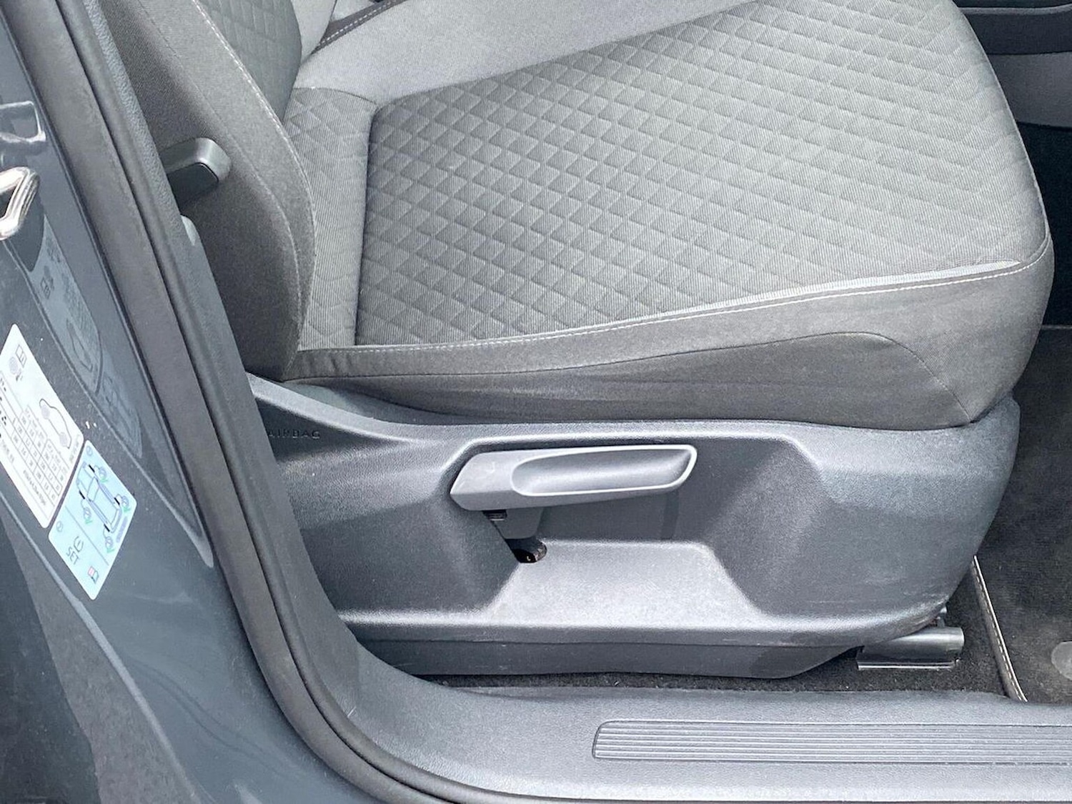 Used Volkswagen Tiguan 2019 for sale - 76547715: Photo 29