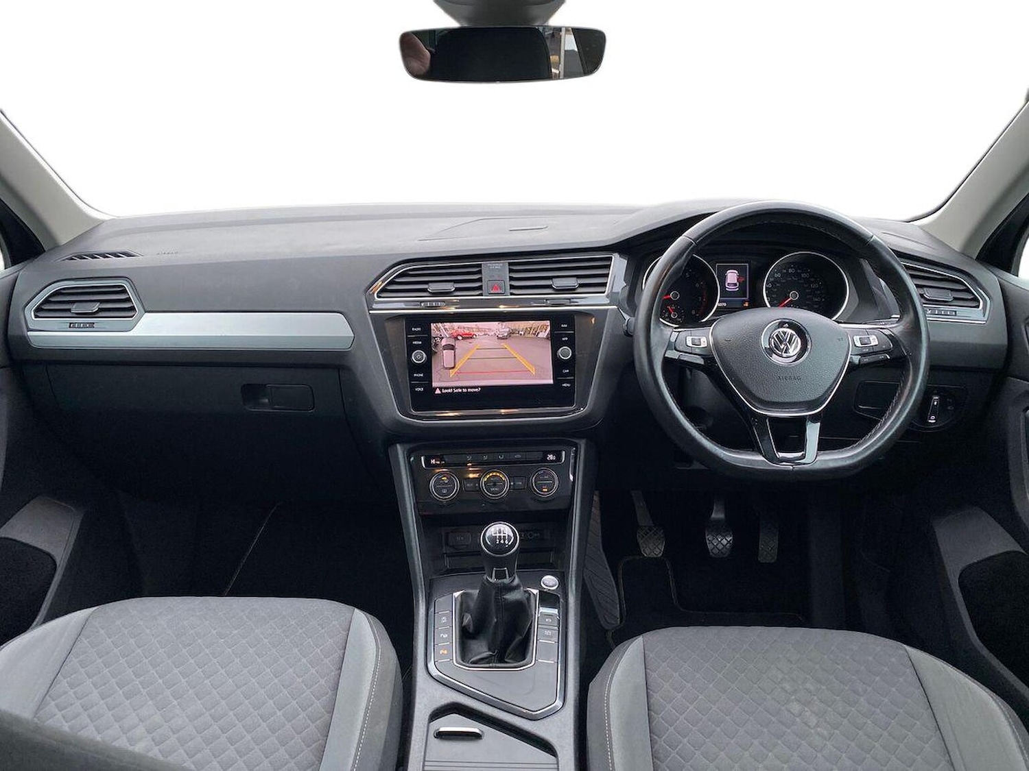 Used Volkswagen Tiguan 2019 for sale - 76547715: Photo 8