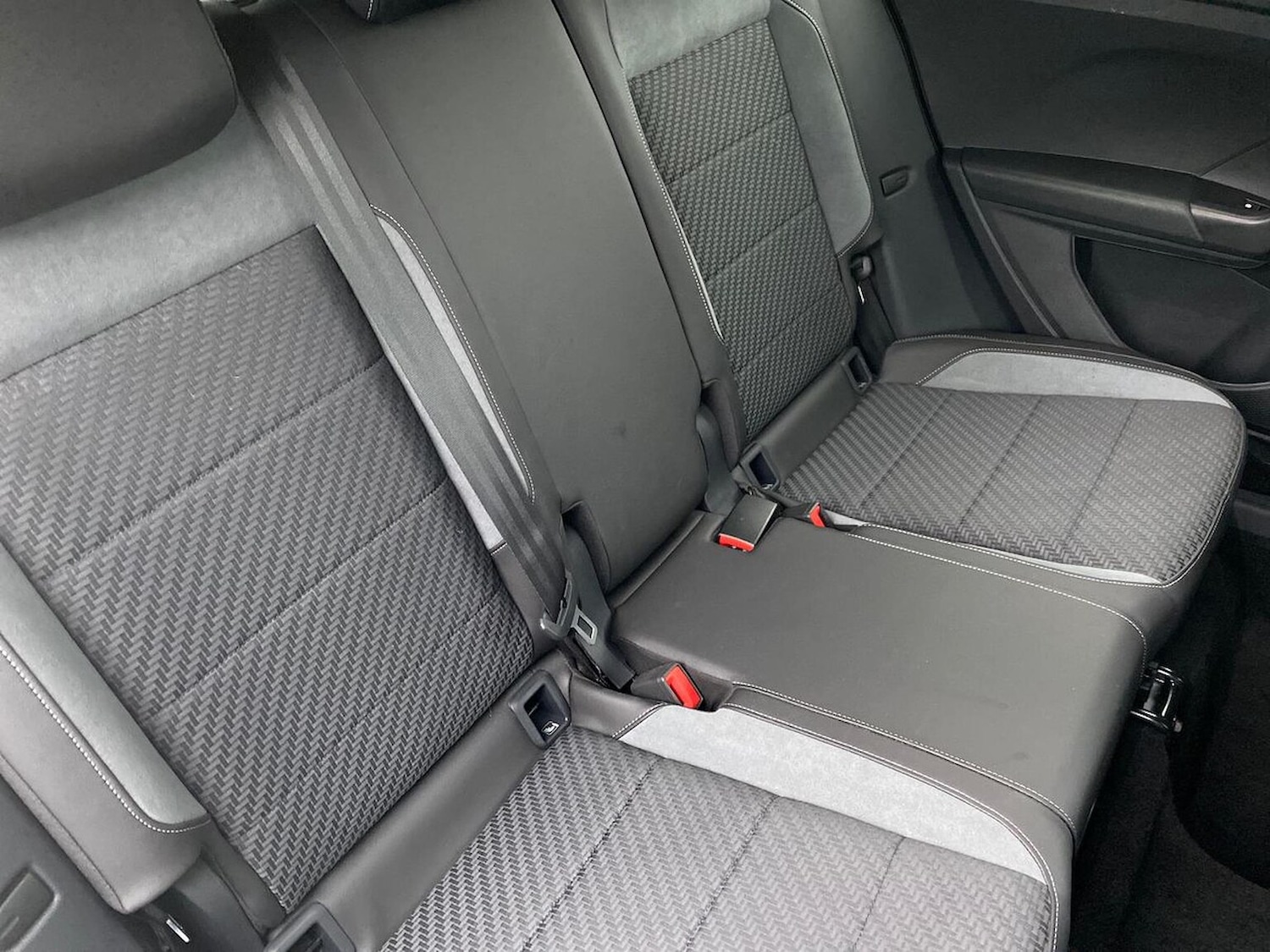 Used Volkswagen T-Cross 2022 for sale - 77759331: Photo 16