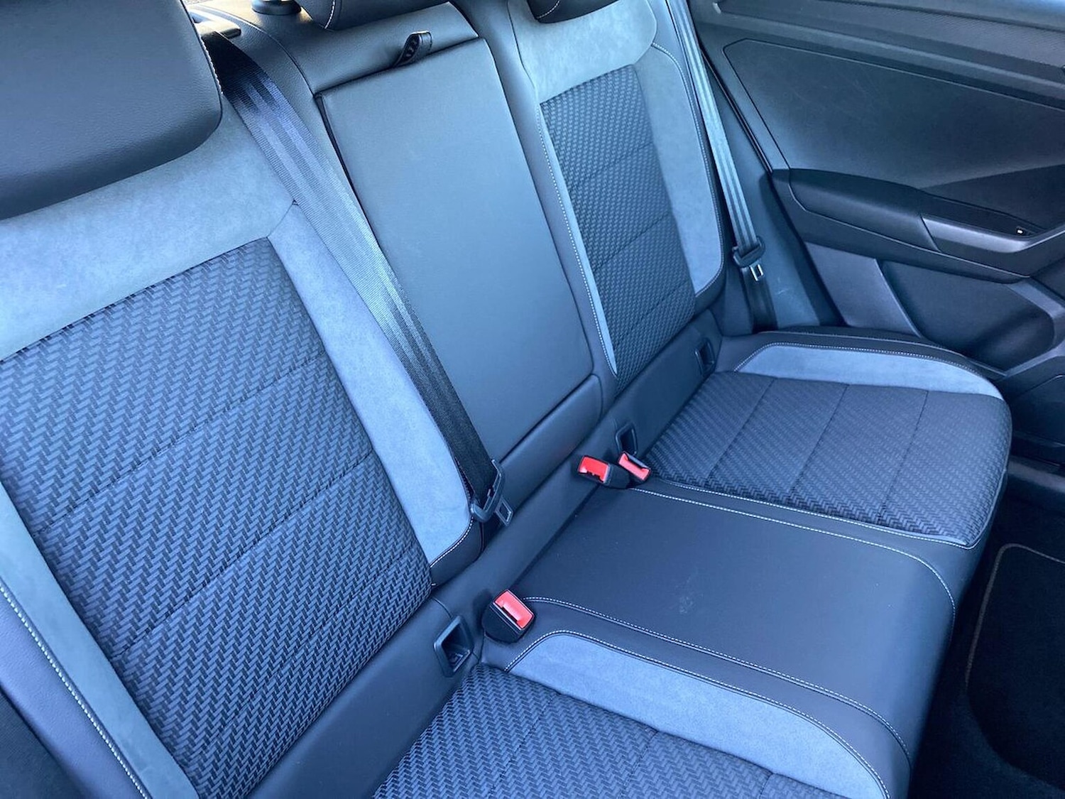 Used Volkswagen T-Roc 2019 for sale - 76911225: Photo 16