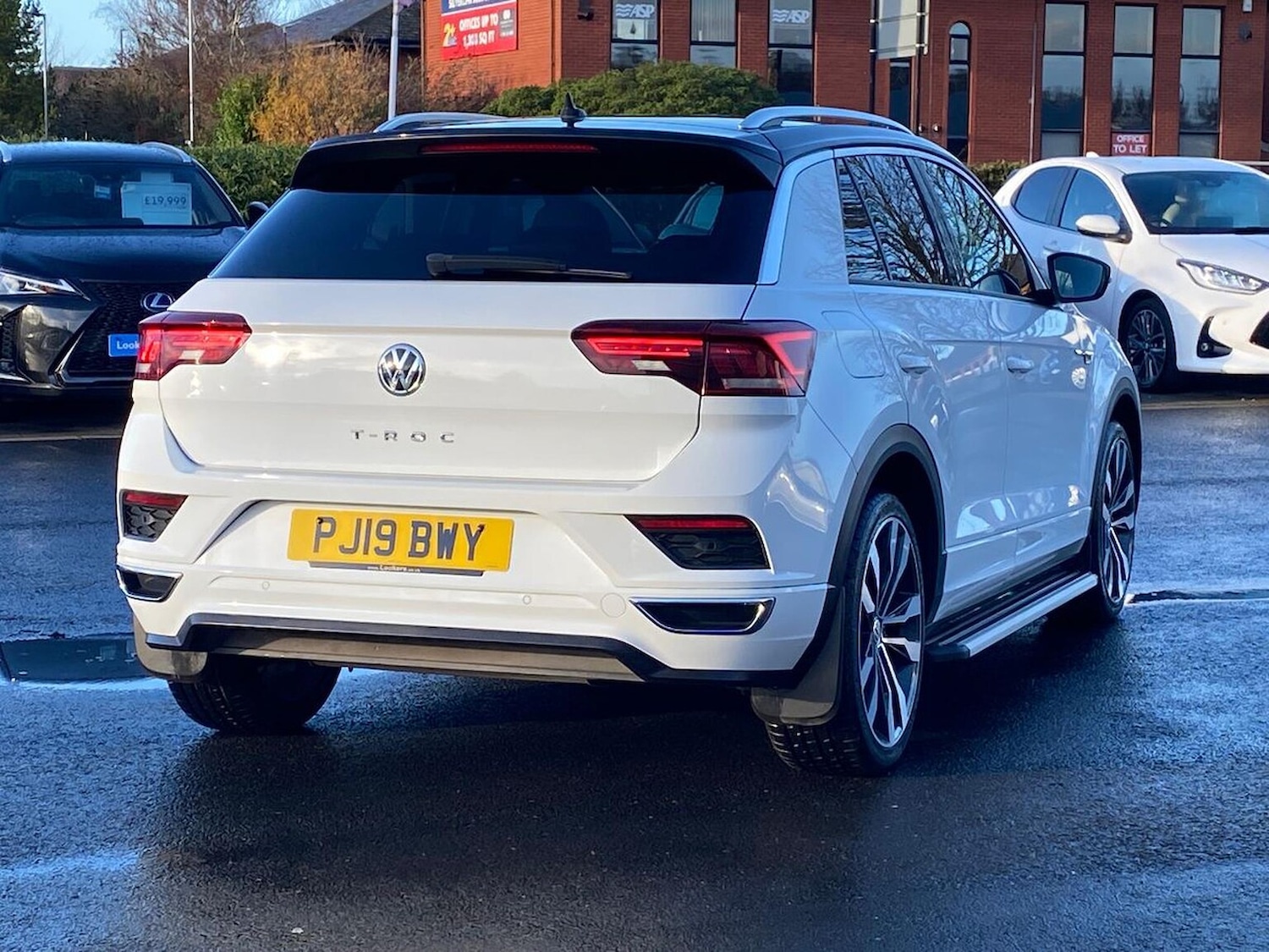 Used Volkswagen T-Roc 2019 for sale - 76911225: Photo 18