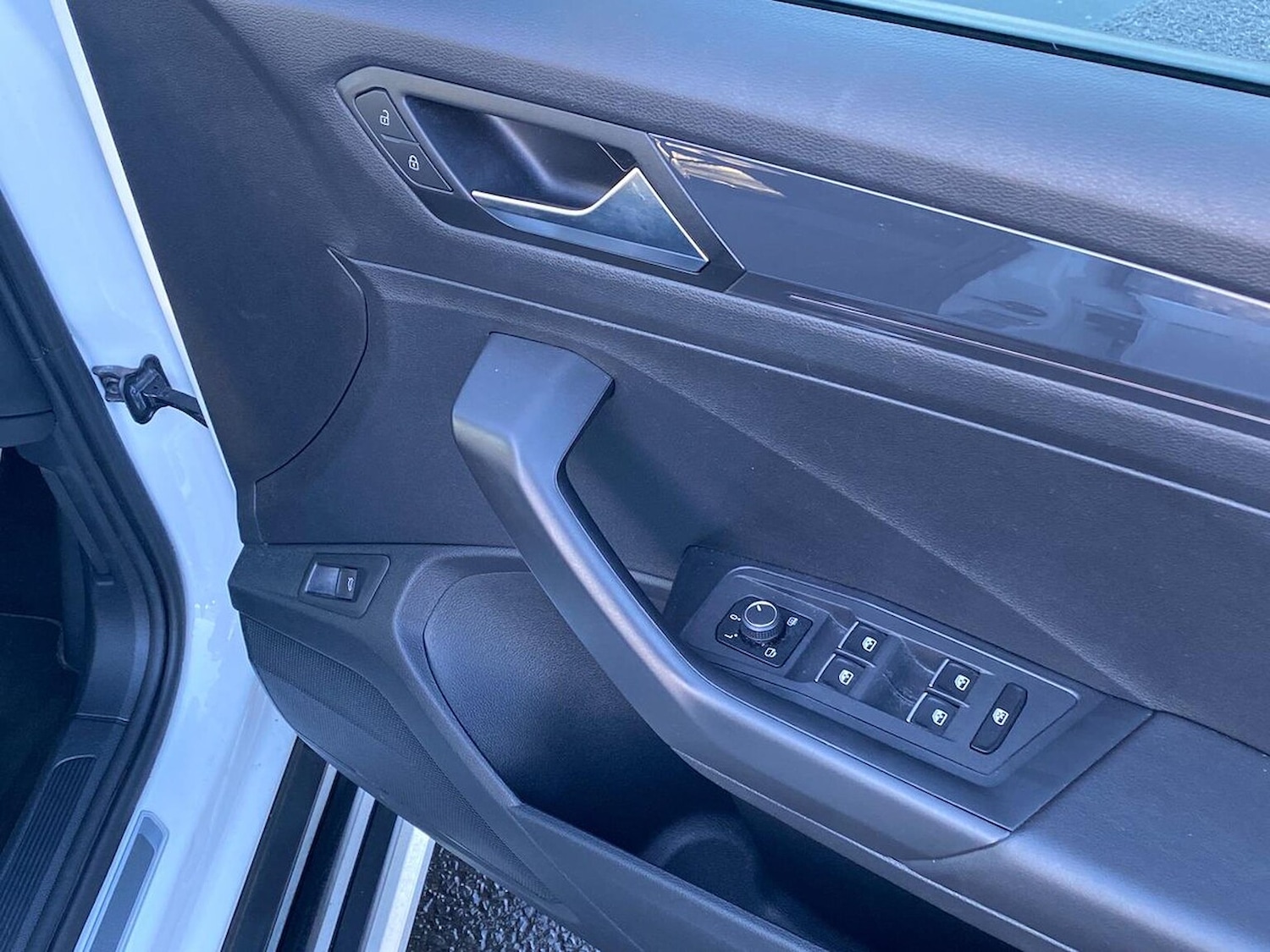 Used Volkswagen T-Roc 2019 for sale - 76911225: Photo 21