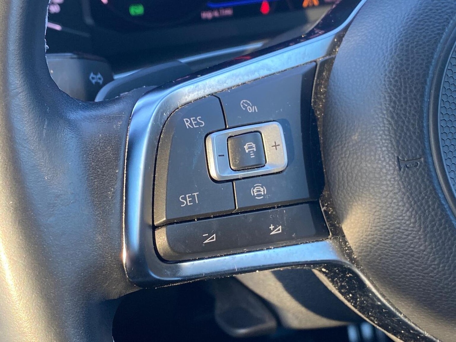 Used Volkswagen T-Roc 2019 for sale - 76911225: Photo 26