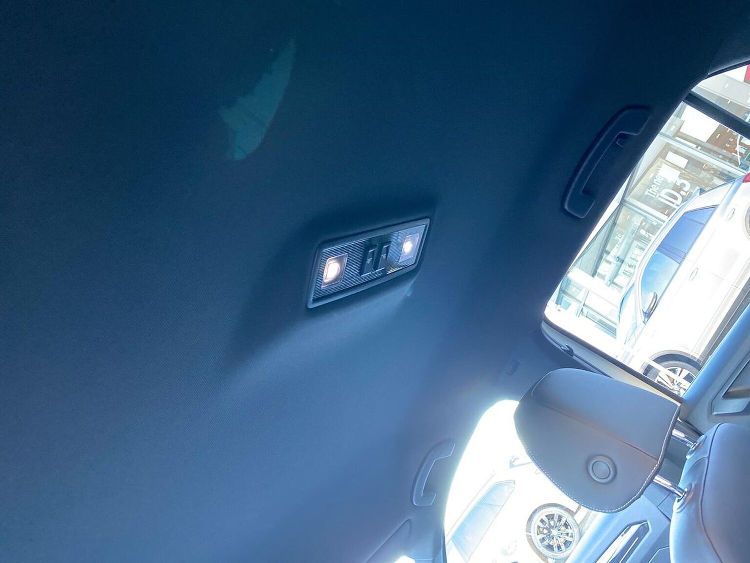 Used Volkswagen T-Roc 2019 for sale - 76911225: Photo 31