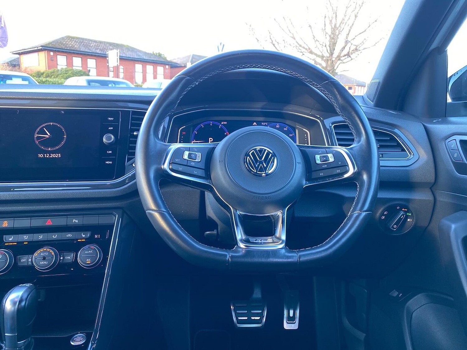 Used Volkswagen T-Roc 2019 for sale - 76911225: Photo 9