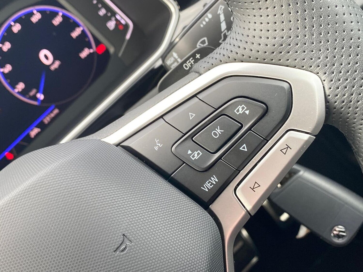 Used Volkswagen T-Roc 2025 for sale - 78026177: Photo 23