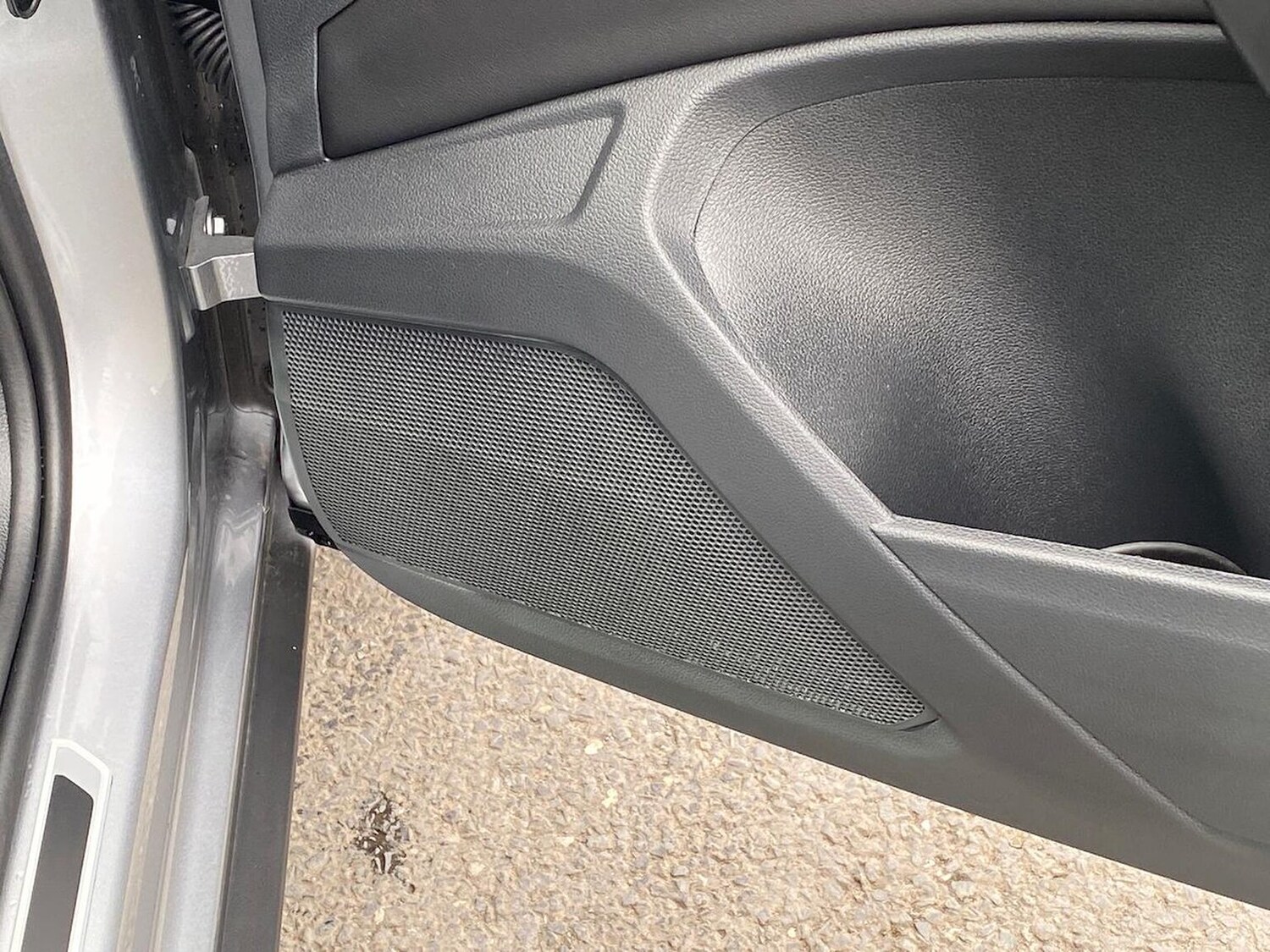 Used Volkswagen T-Roc 2025 for sale - 78026177: Photo 28