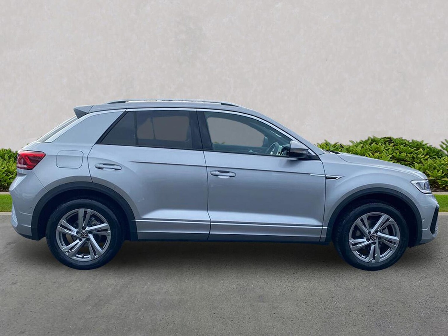 Used Volkswagen T-Roc 2025 for sale - 78026177: Photo 3