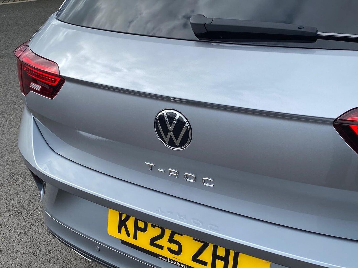 Used Volkswagen T-Roc 2025 for sale - 78026177: Photo 32