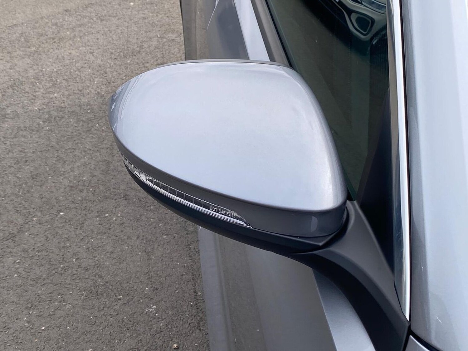 Used Volkswagen T-Roc 2025 for sale - 78026177: Photo 35