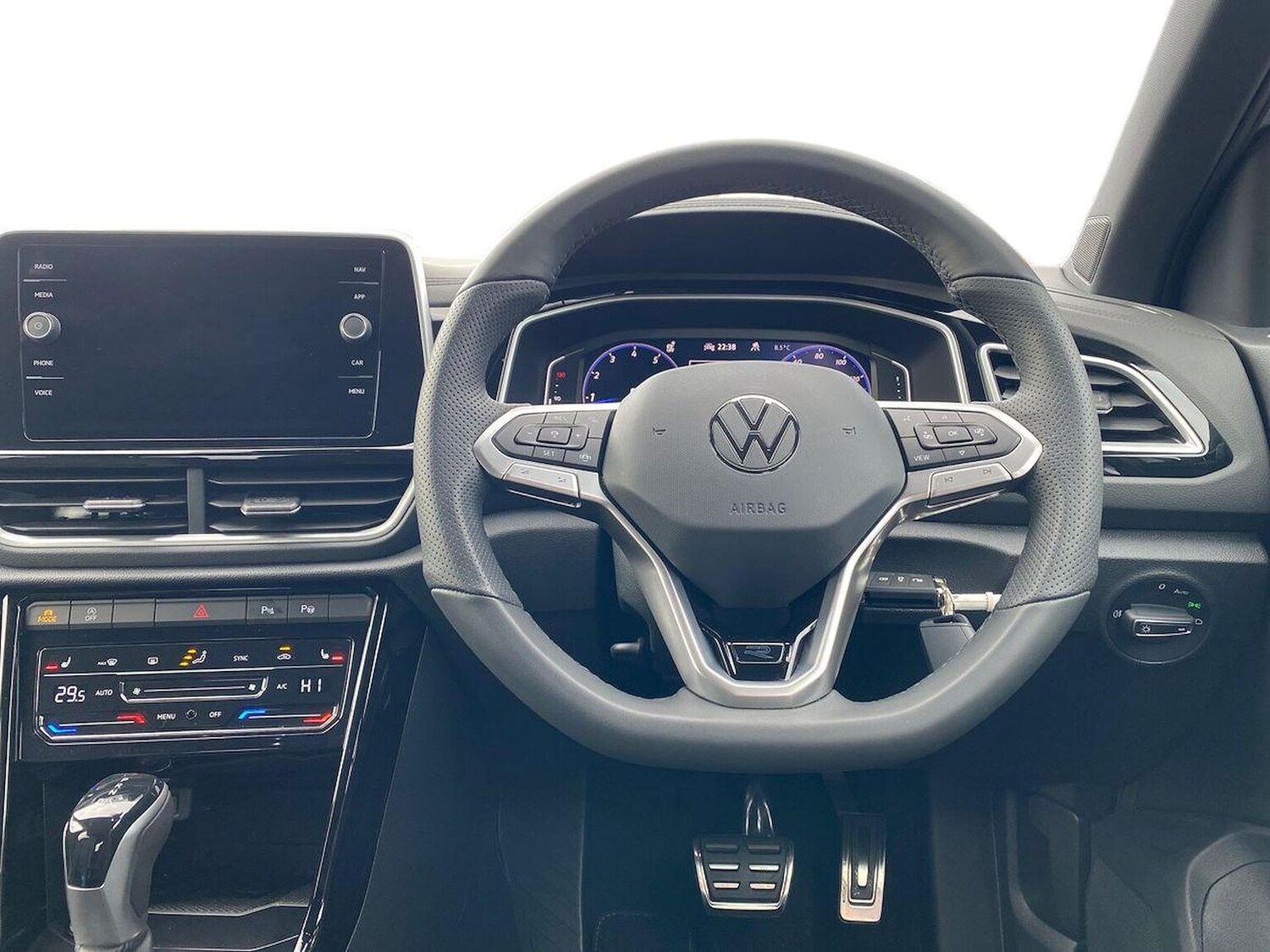 Used Volkswagen T-Roc 2025 for sale - 78026177: Photo 9