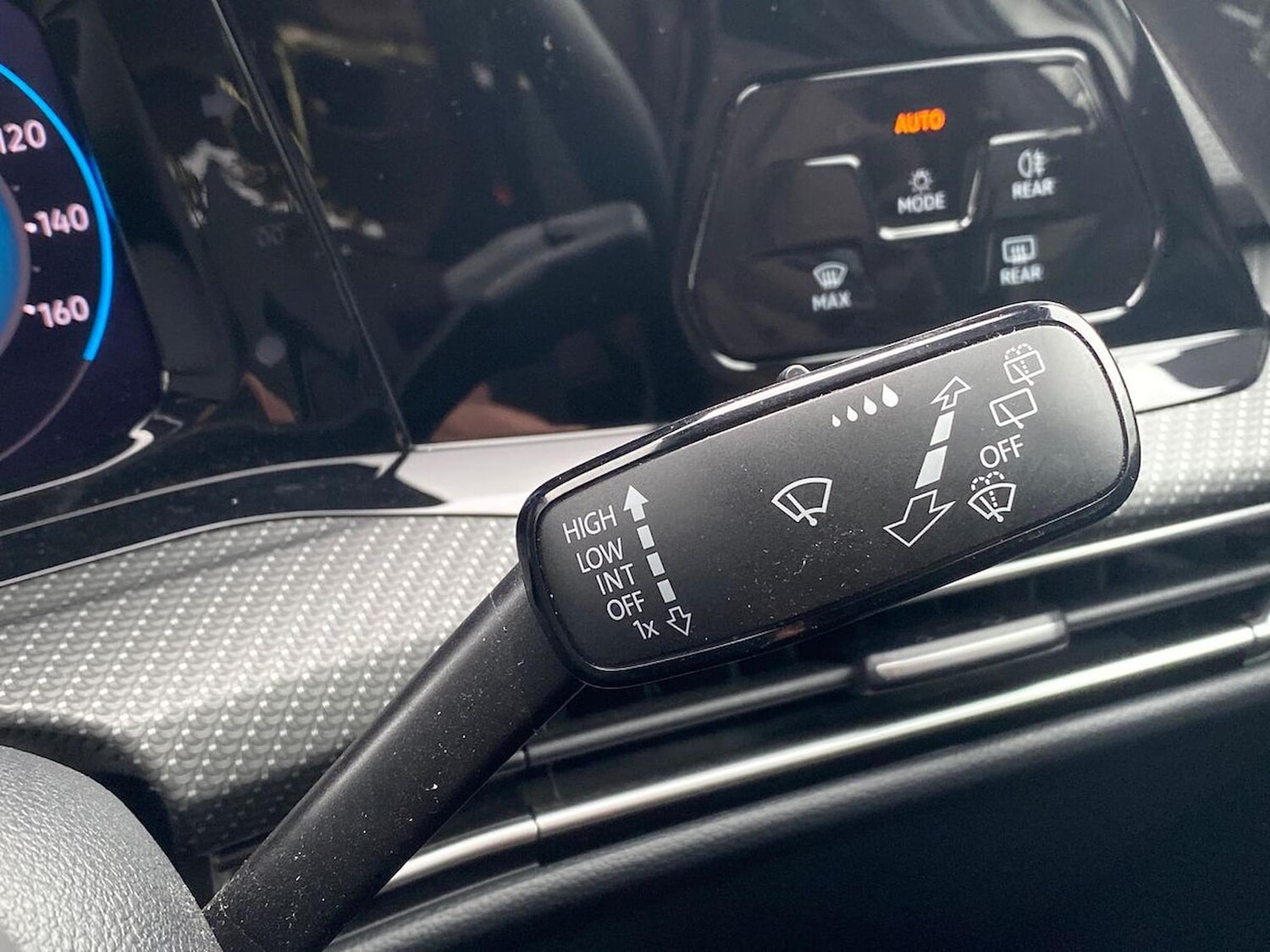 Used Volkswagen Golf 2023 for sale - 78194882: Photo 27