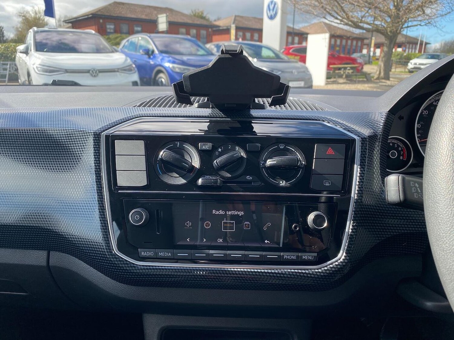 Used Volkswagen up! 2017 for sale - 78195035: Photo 12