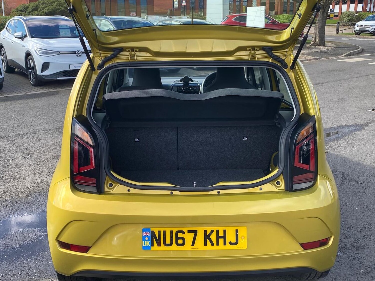 Used Volkswagen up! 2017 for sale - 78195035: Photo 17