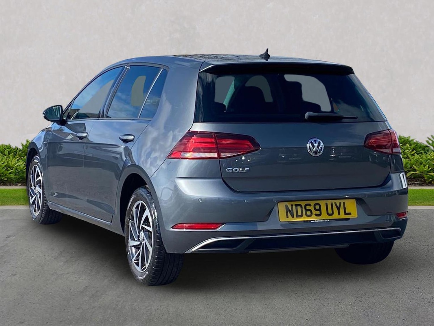 Used Volkswagen Golf 2020 for sale - 78194814: Photo 2