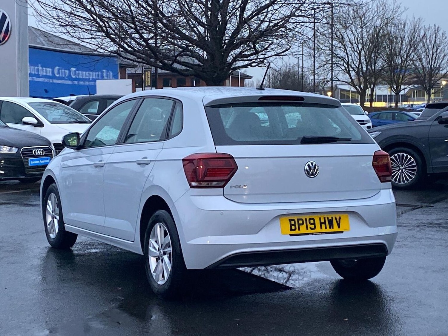 Used Volkswagen Polo 2019 for sale - 76986997: Photo 2