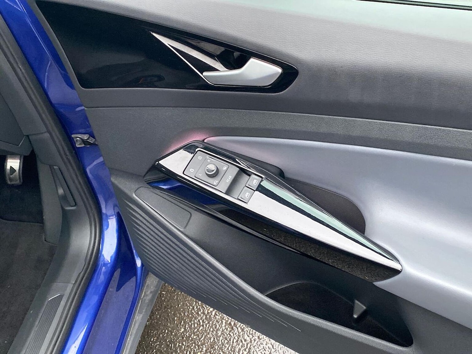 Used Volkswagen ID.4 2022 for sale - 77662541: Photo 21