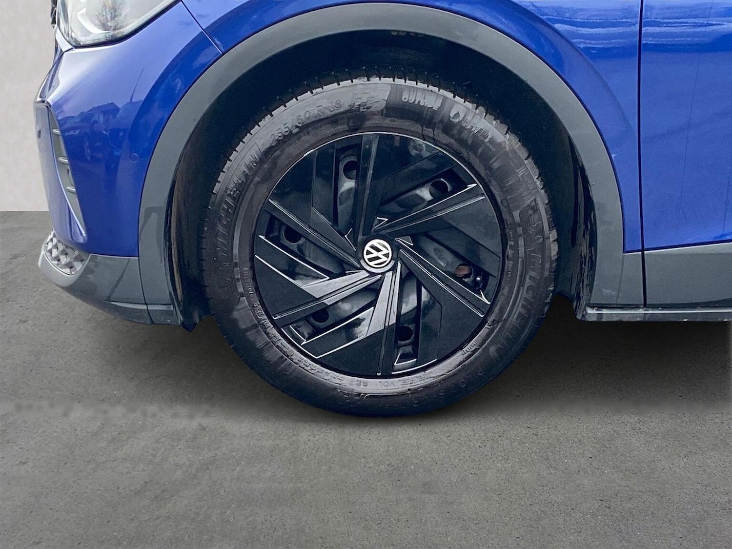 Used Volkswagen ID.4 2022 for sale - 77662541: Photo 6