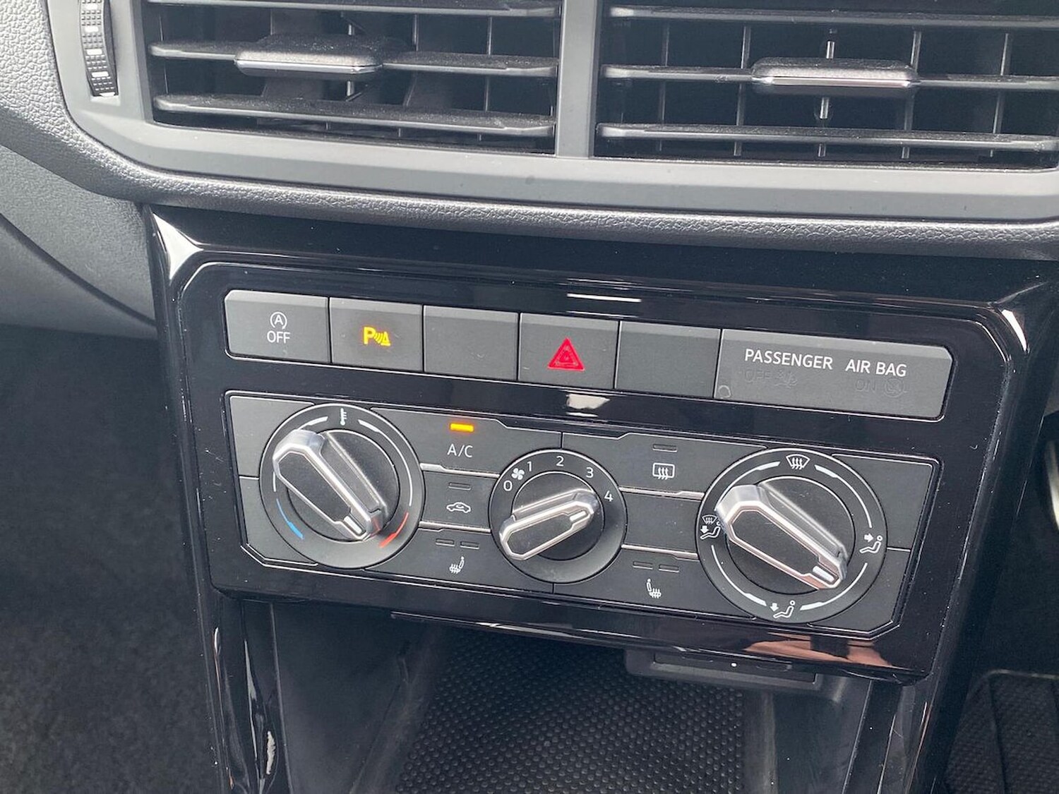 Used Volkswagen T-Cross 2021 for sale - 78194873: Photo 12