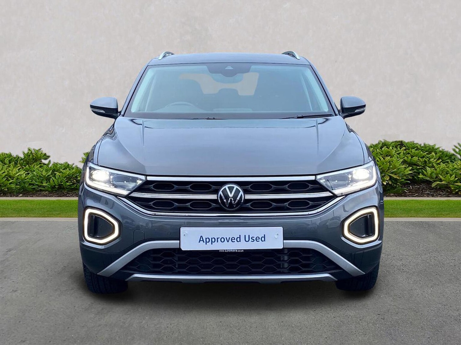 Used Volkswagen T-Roc 2023 for sale - 76821693: Photo 5