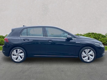 Used Volkswagen Golf 2021 for sale - 79314958: Photo