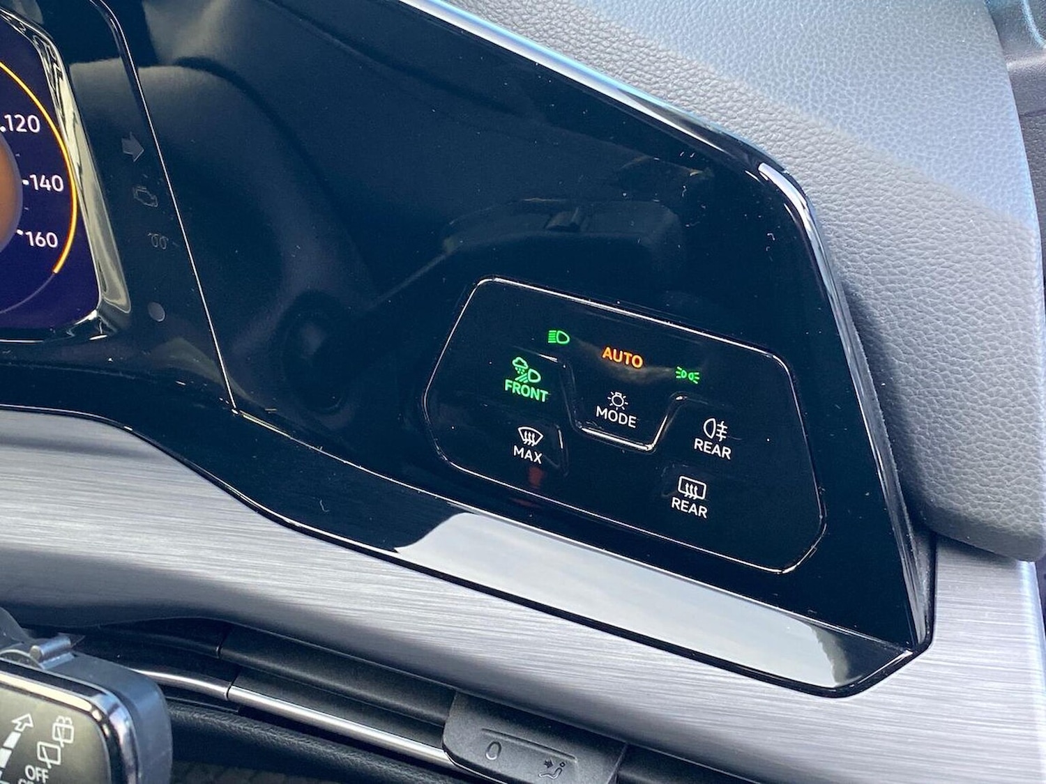 Used Volkswagen Golf 2020 for sale - 76628215: Photo 22