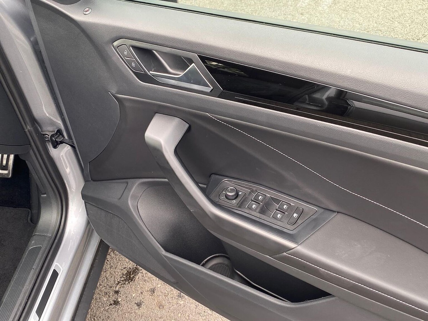 Used Volkswagen T-Roc 2025 for sale - 76177598: Photo 21
