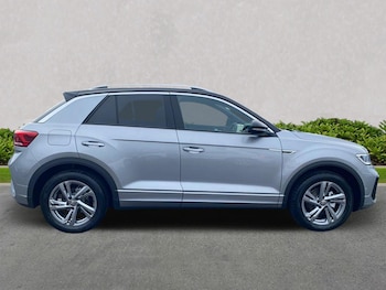 Used Volkswagen T-Roc 2025 for sale - 76177598: Photo 3