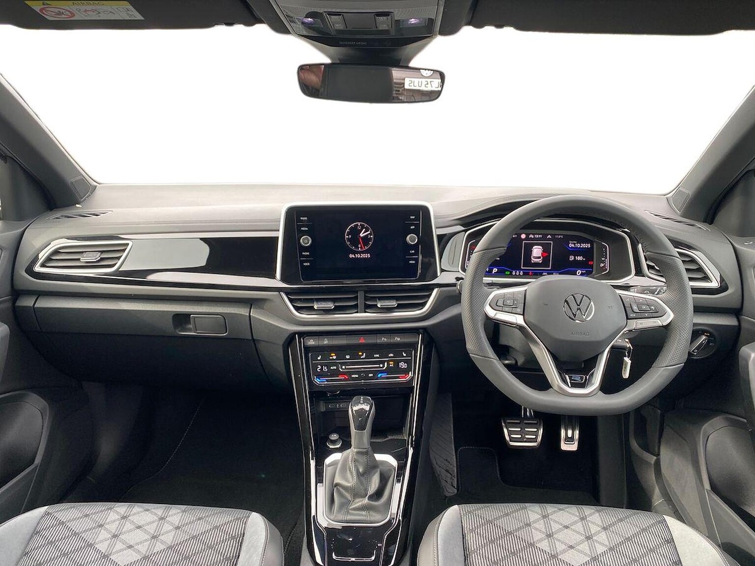 Used Volkswagen T-Roc 2025 for sale - 76177598: Photo 8
