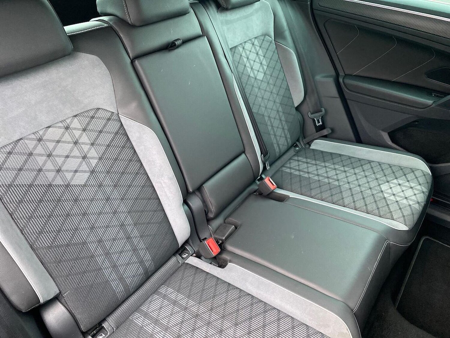 Used Volkswagen Tiguan 2022 for sale - 76300824: Photo 16