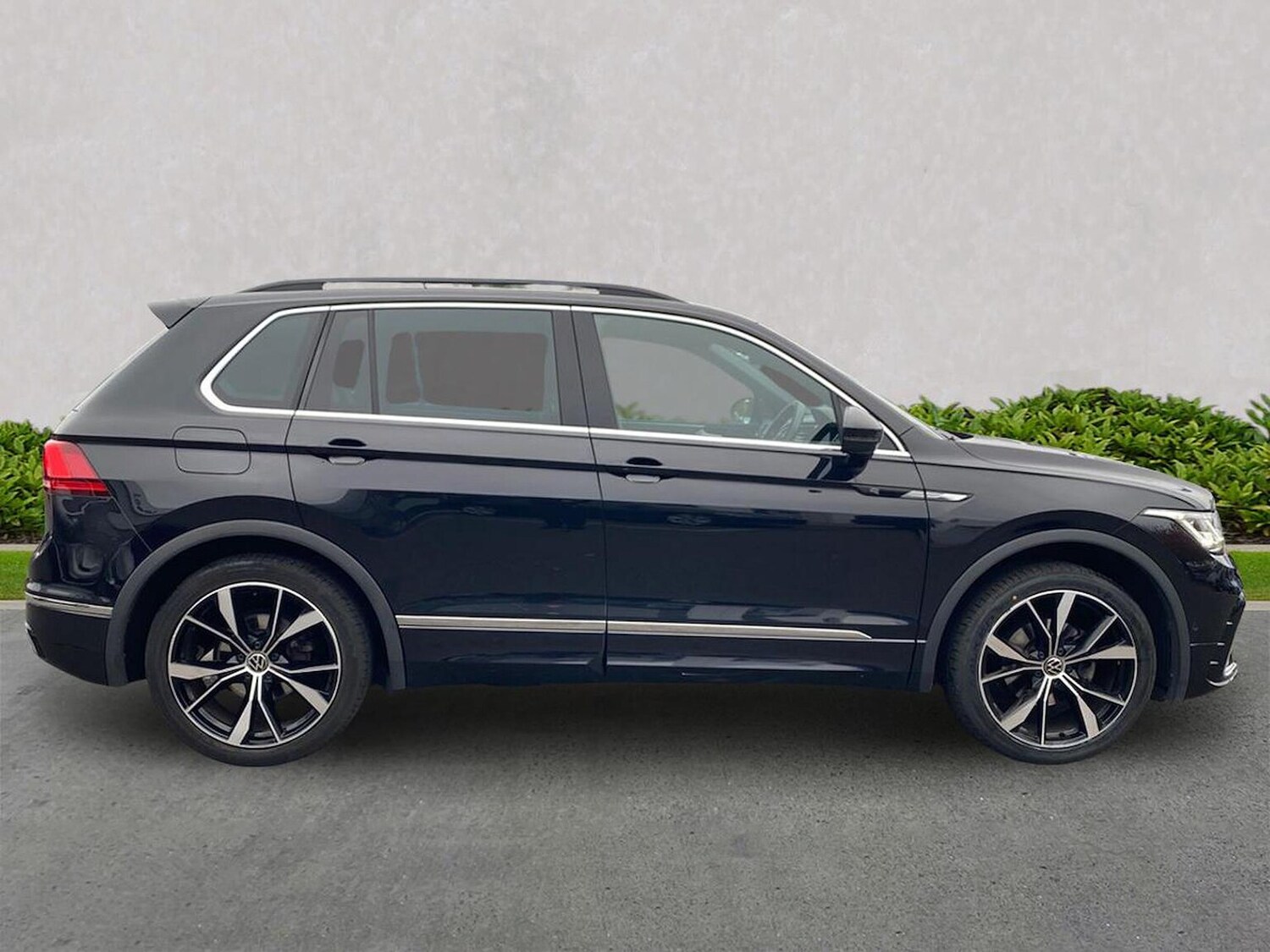 Used Volkswagen Tiguan 2022 for sale - 76300824: Photo 3