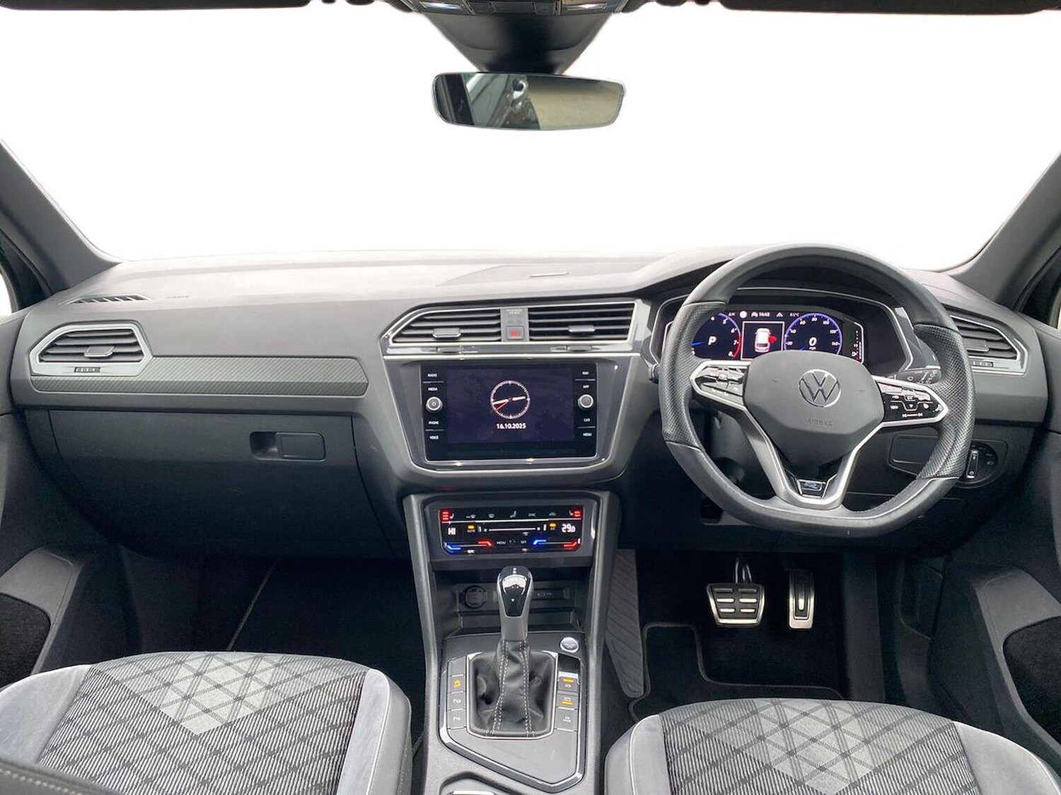 Used Volkswagen Tiguan 2022 for sale - 76300824: Photo 8