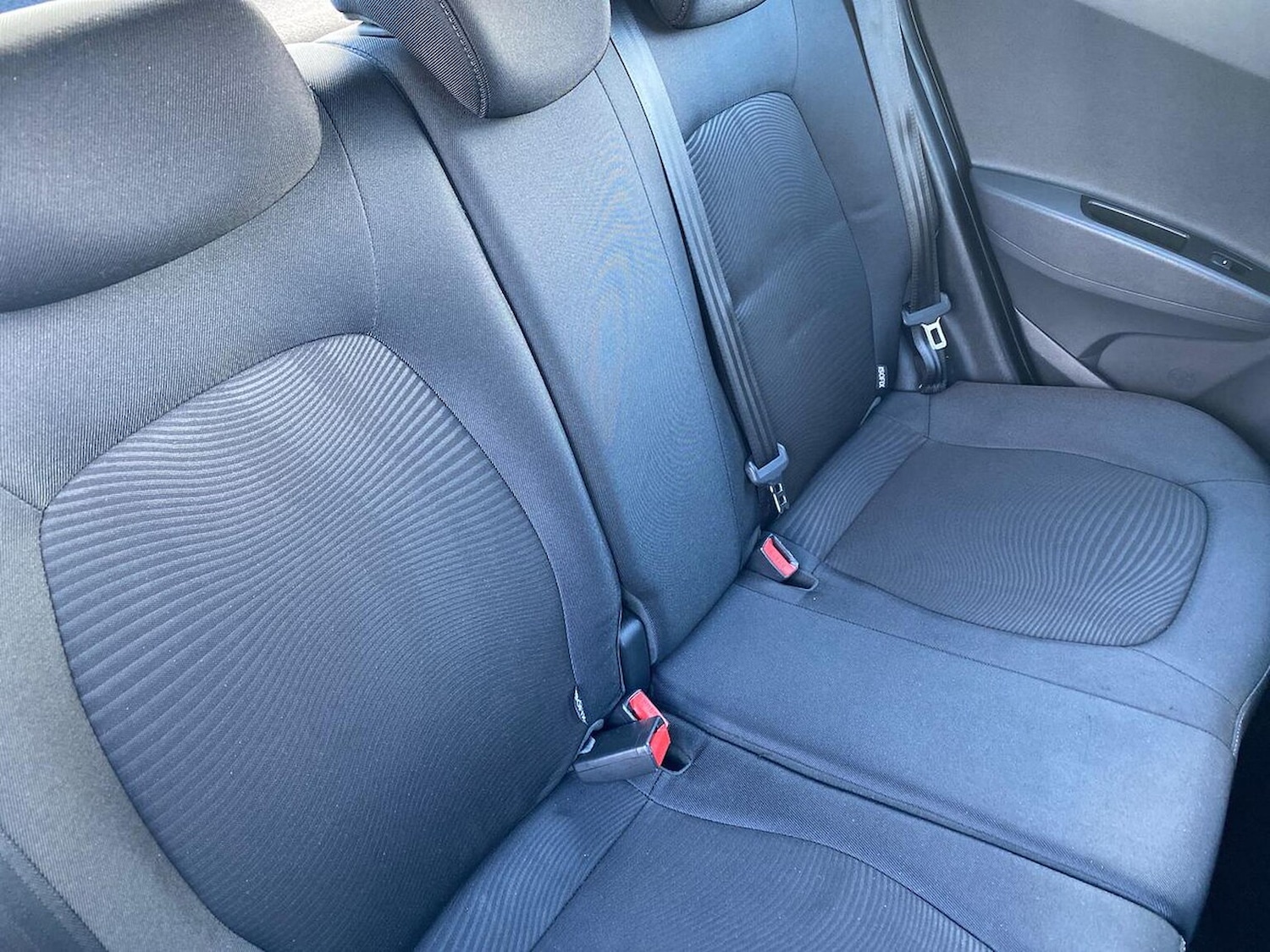 Used Hyundai i10 2017 for sale - 76357971: Photo 16