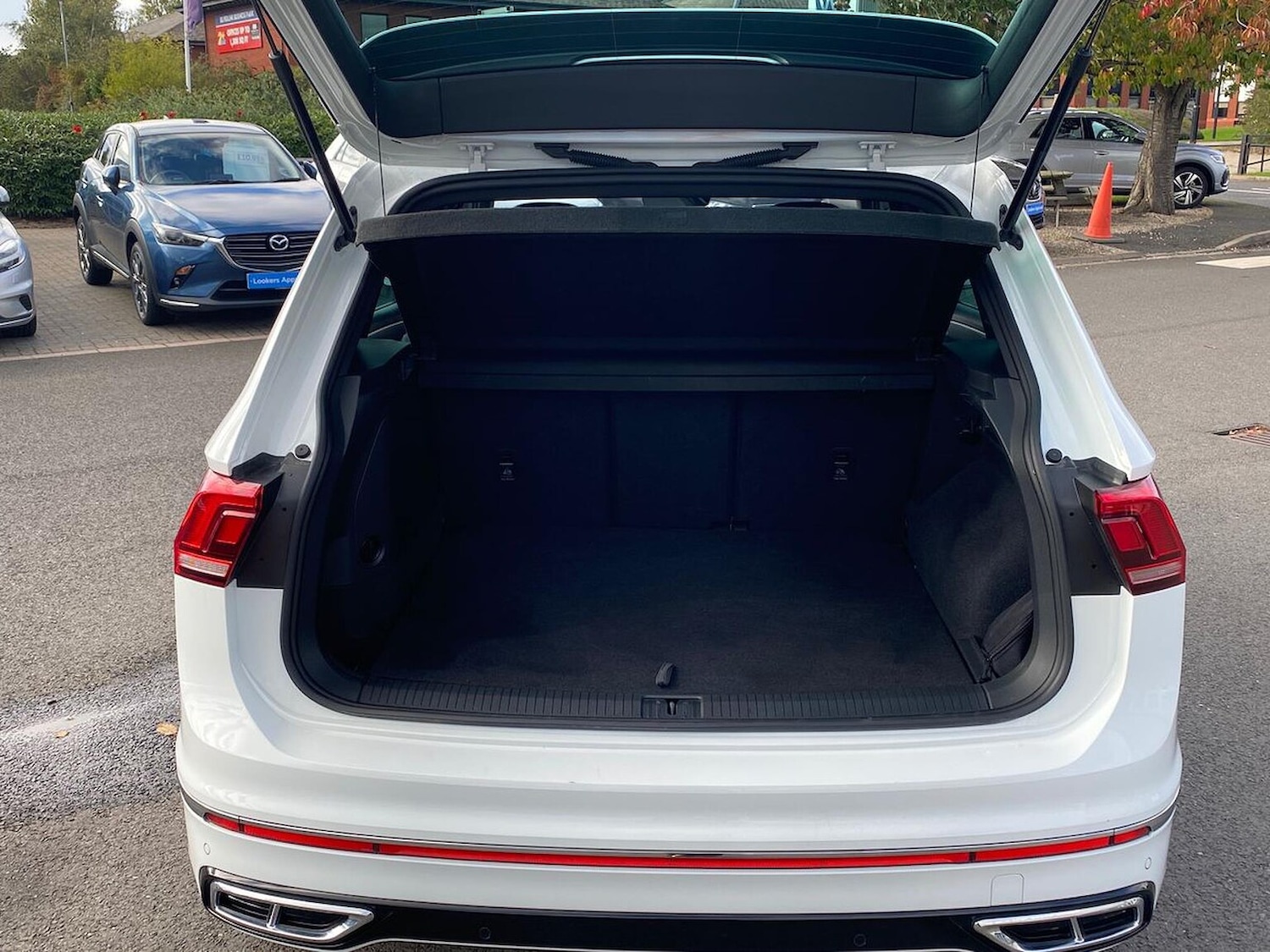 Used Volkswagen Tiguan 2023 for sale - 76187051: Photo 17