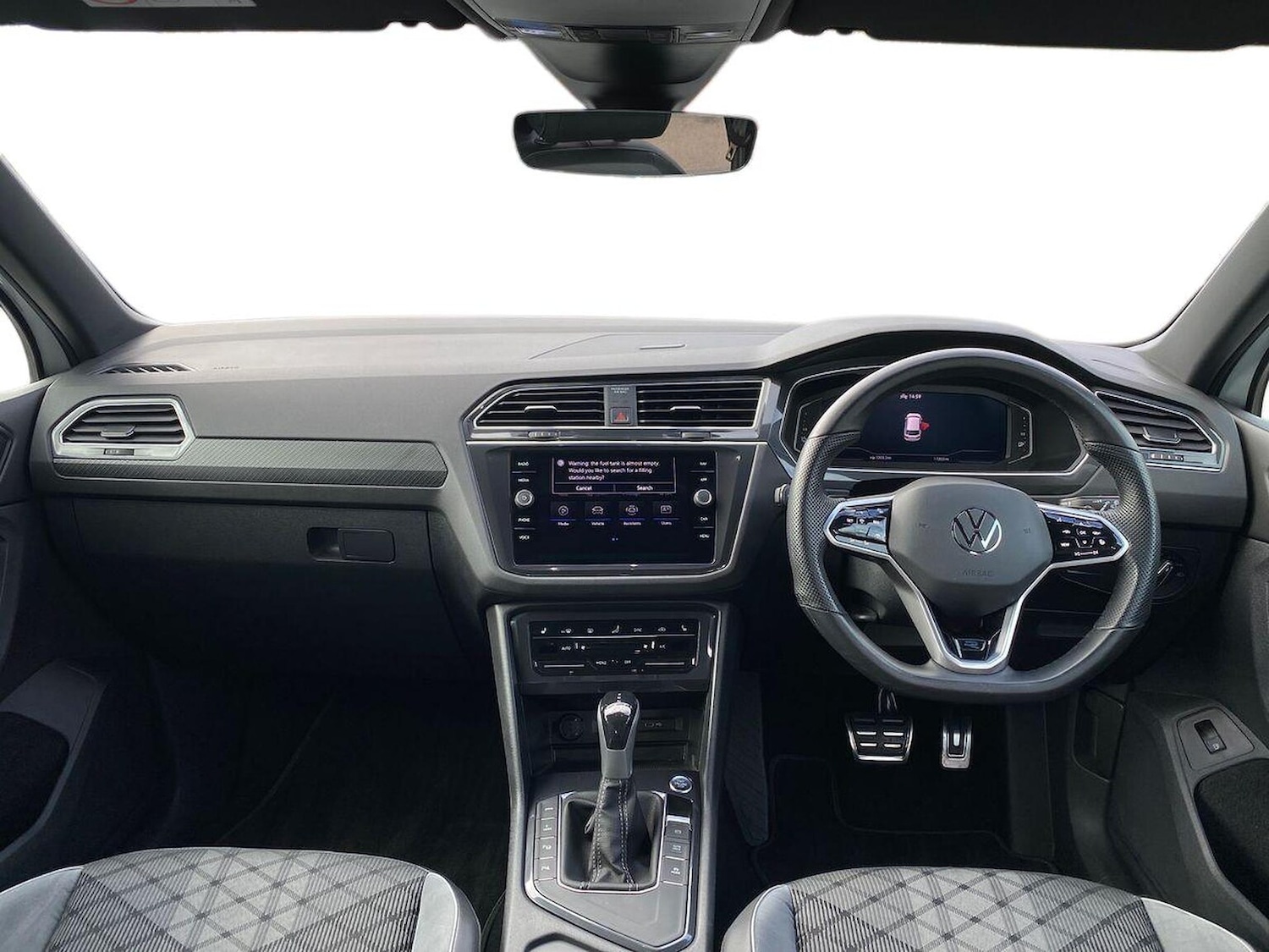 Used Volkswagen Tiguan 2023 for sale - 76187051: Photo 8