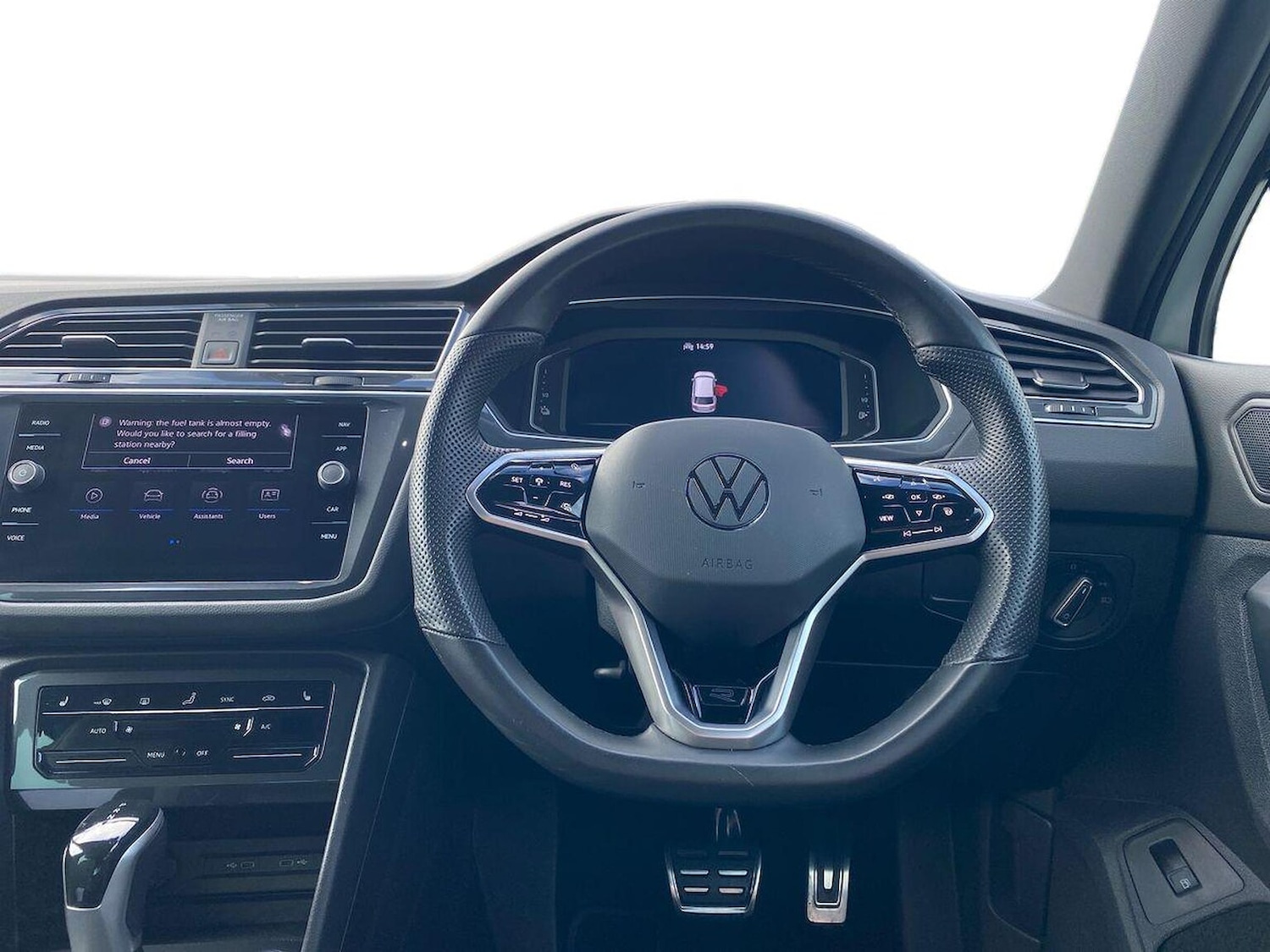 Used Volkswagen Tiguan 2023 for sale - 76187051: Photo 9