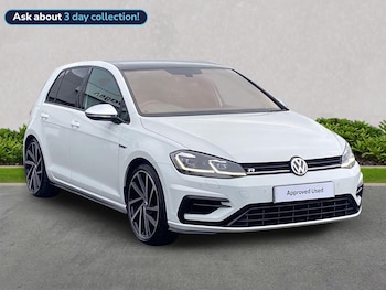 Used Volkswagen Golf 2017 for sale - 76504999: Photo
