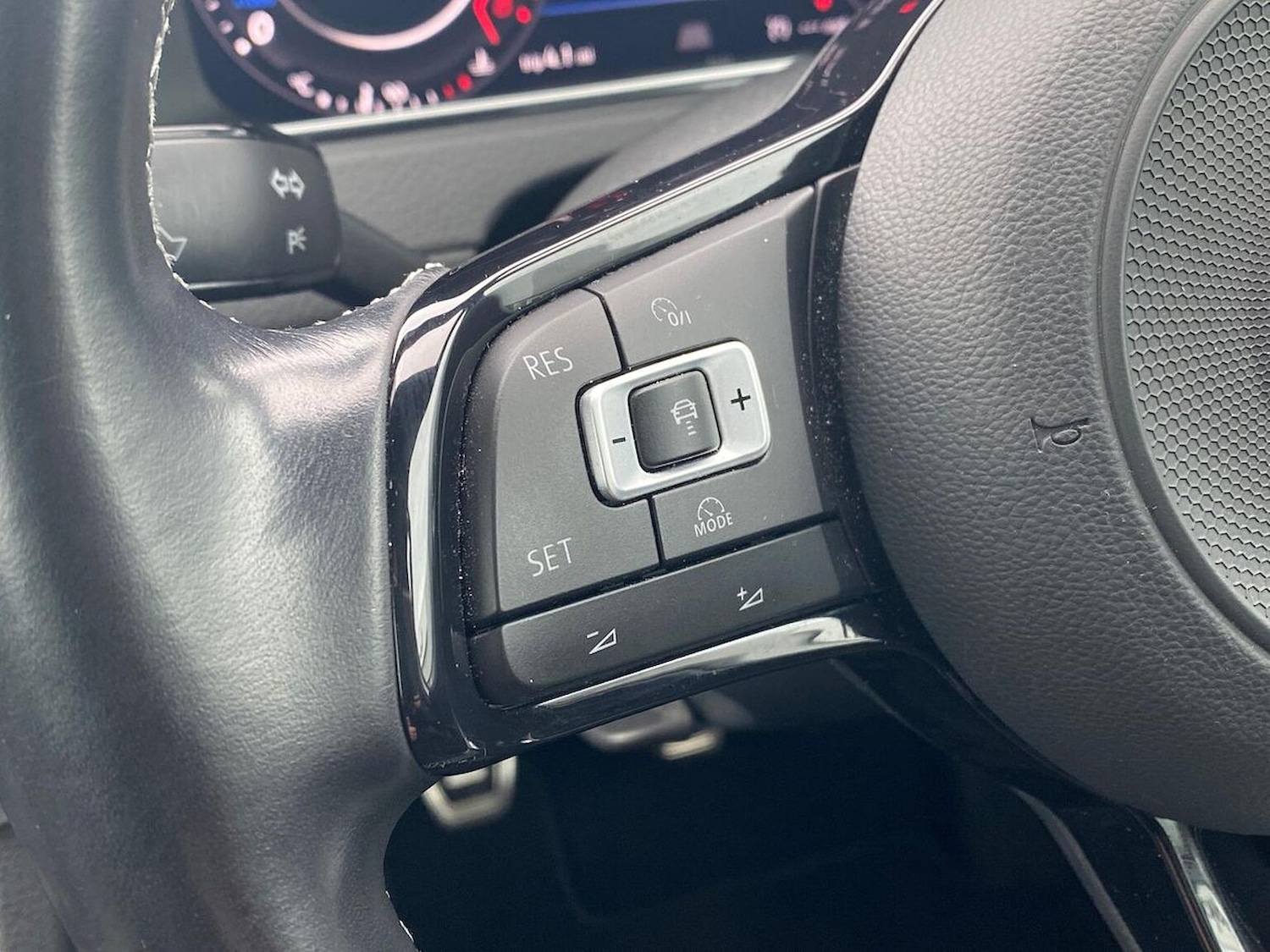 Used Volkswagen Golf 2017 for sale - 76504999: Photo 26