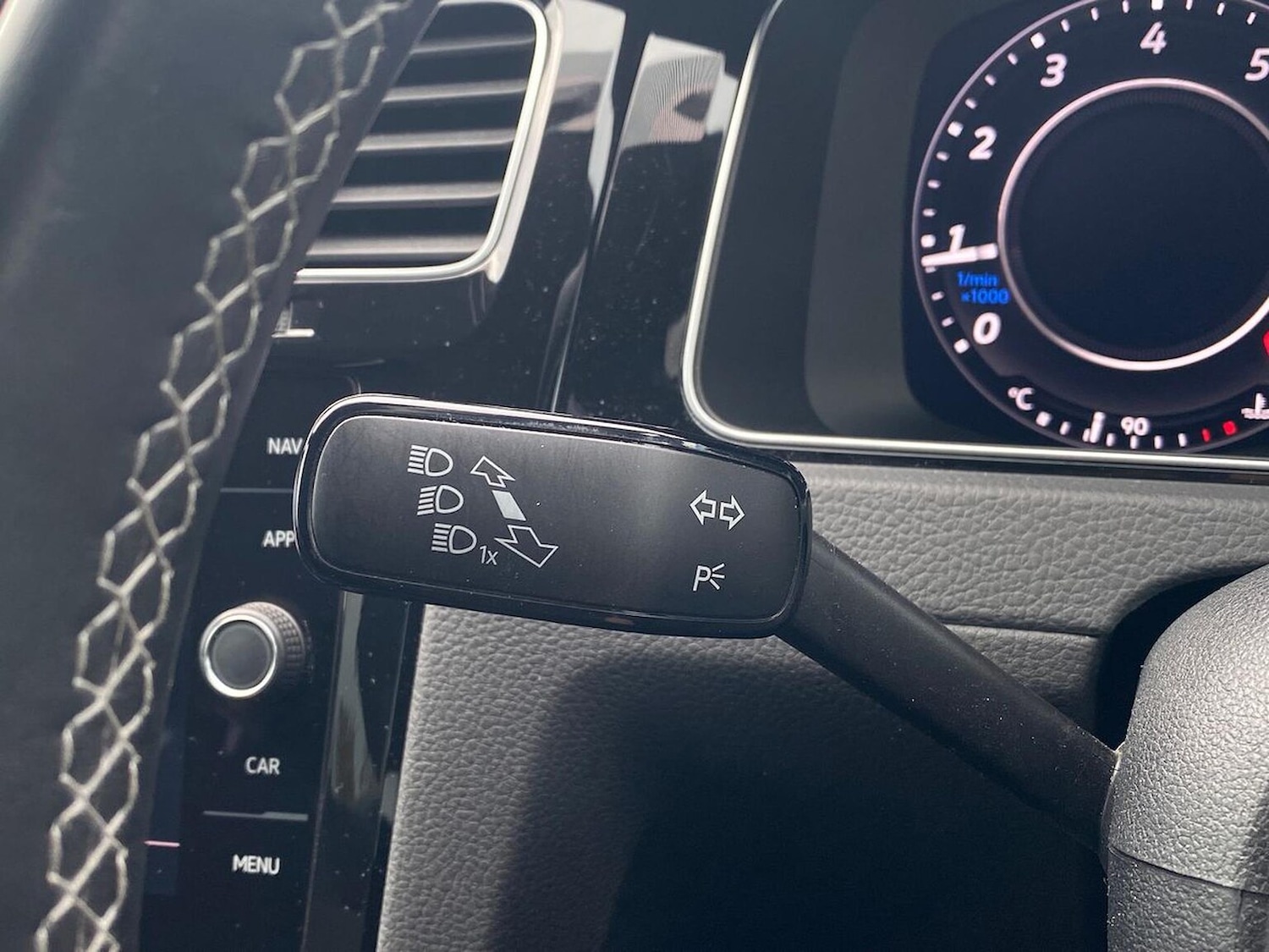 Used Volkswagen Golf 2017 for sale - 76504999: Photo 28