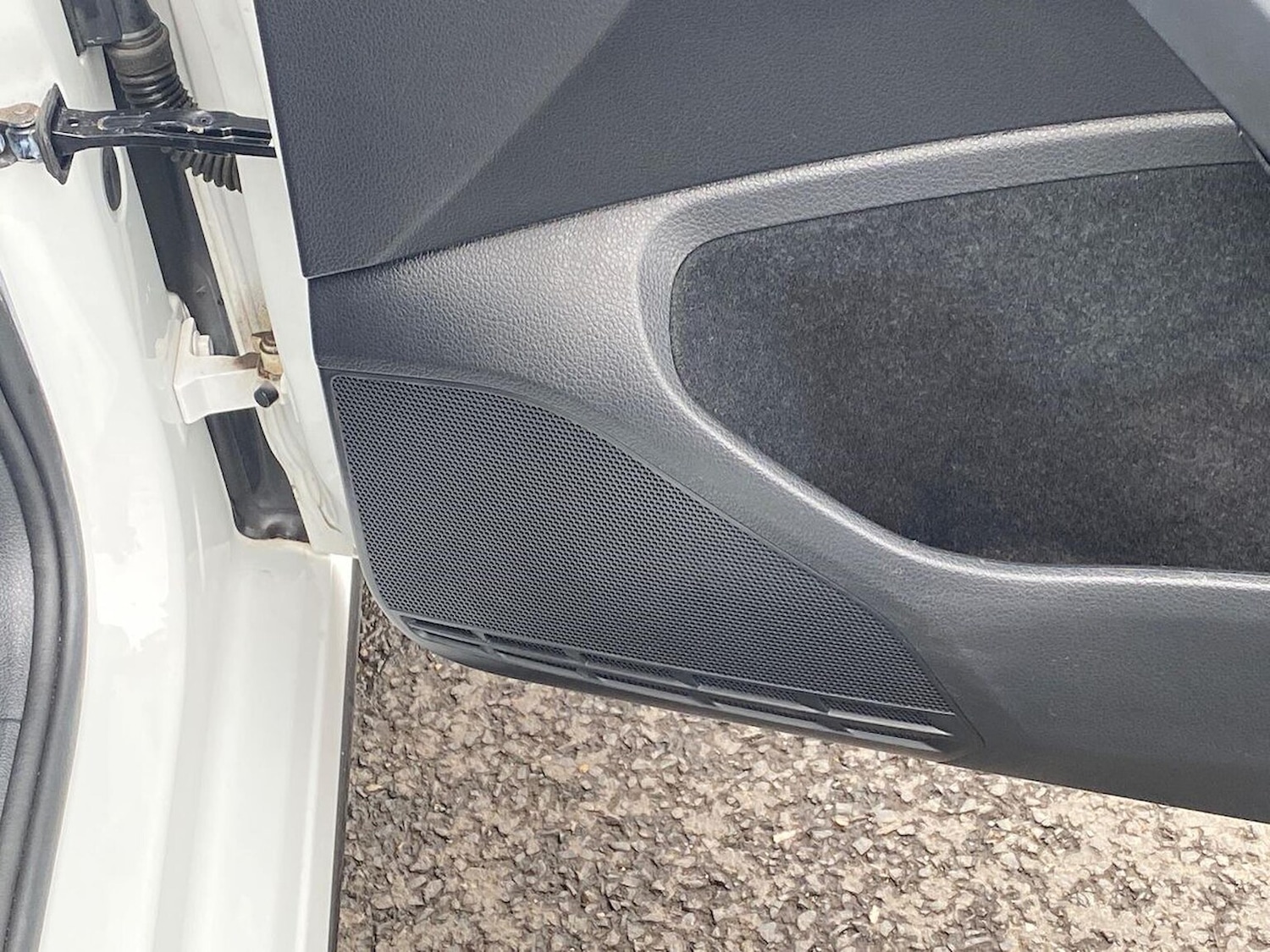 Used Volkswagen Golf 2017 for sale - 76504999: Photo 30