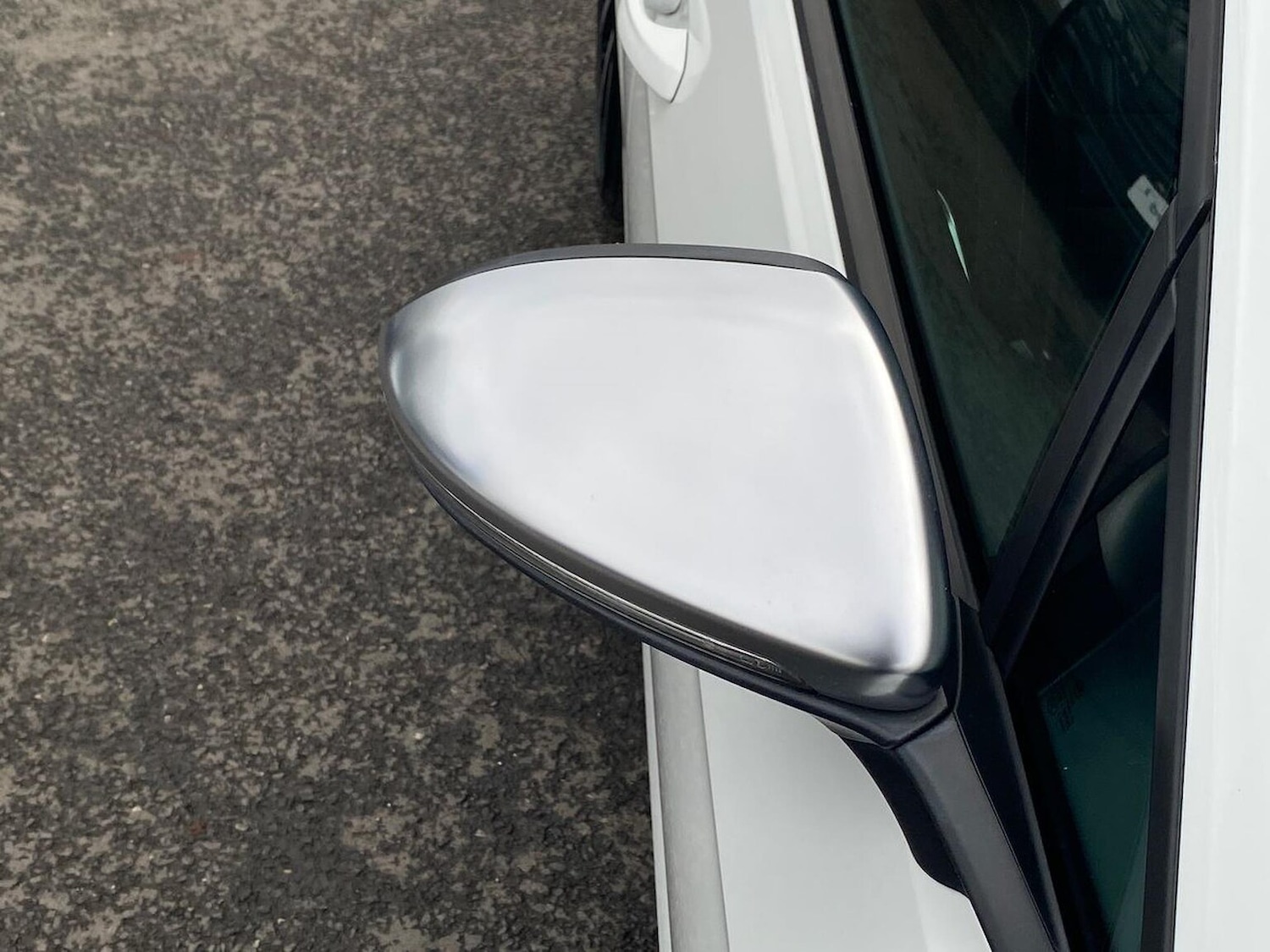 Used Volkswagen Golf 2017 for sale - 76504999: Photo 37