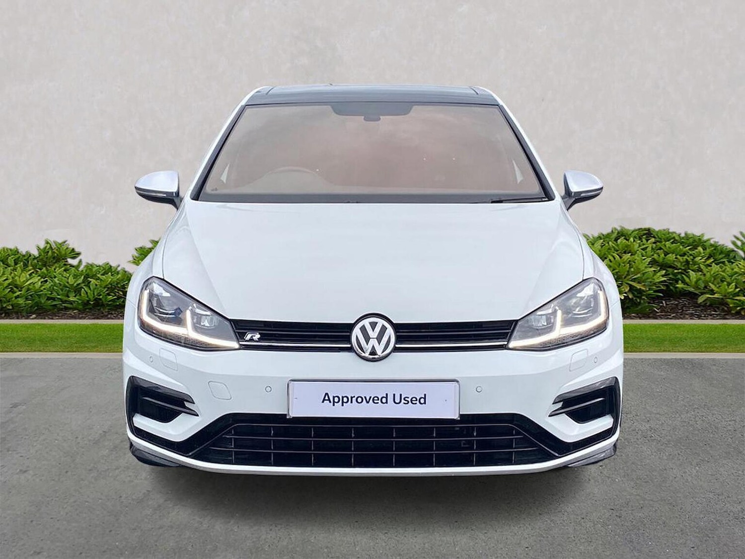 Used Volkswagen Golf 2017 for sale - 76504999: Photo 5