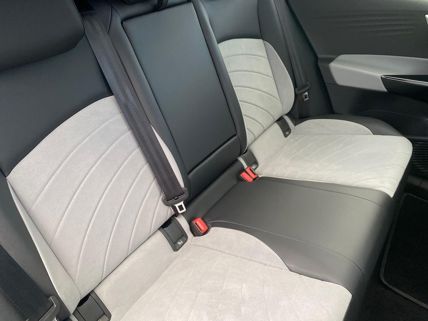 Used Volkswagen ID.3 2023 for sale - 76707543: Photo 16