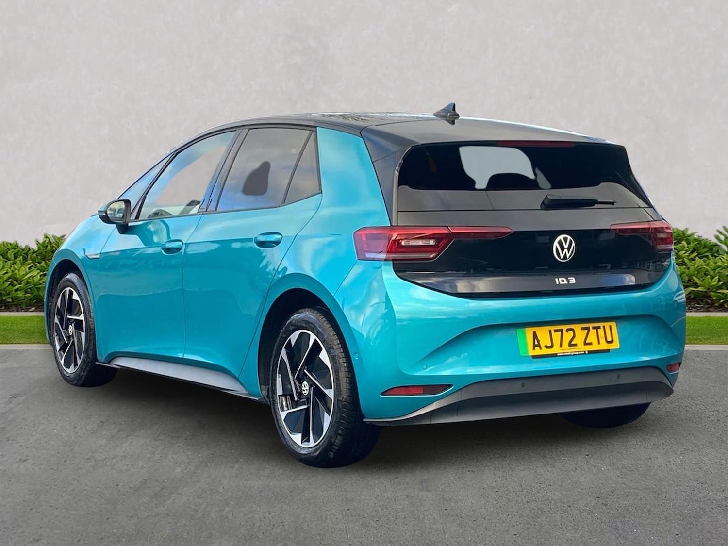 Used Volkswagen ID.3 2023 for sale - 76707543: Photo 2