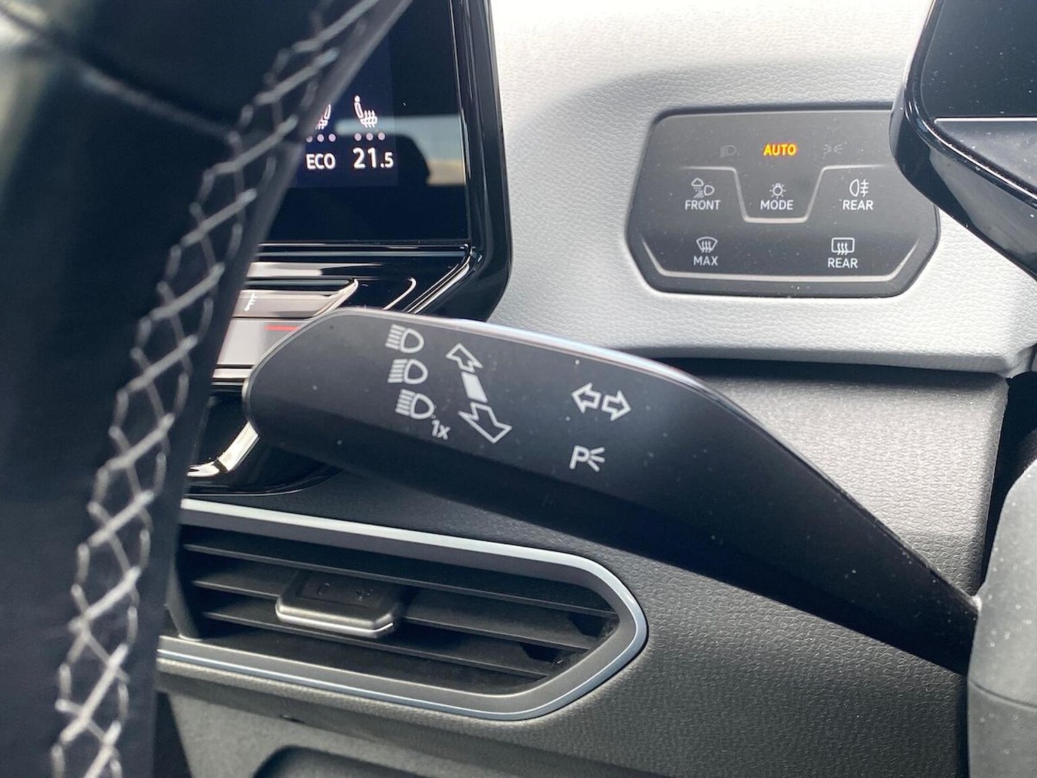 Used Volkswagen ID.3 2023 for sale - 76707543: Photo 28