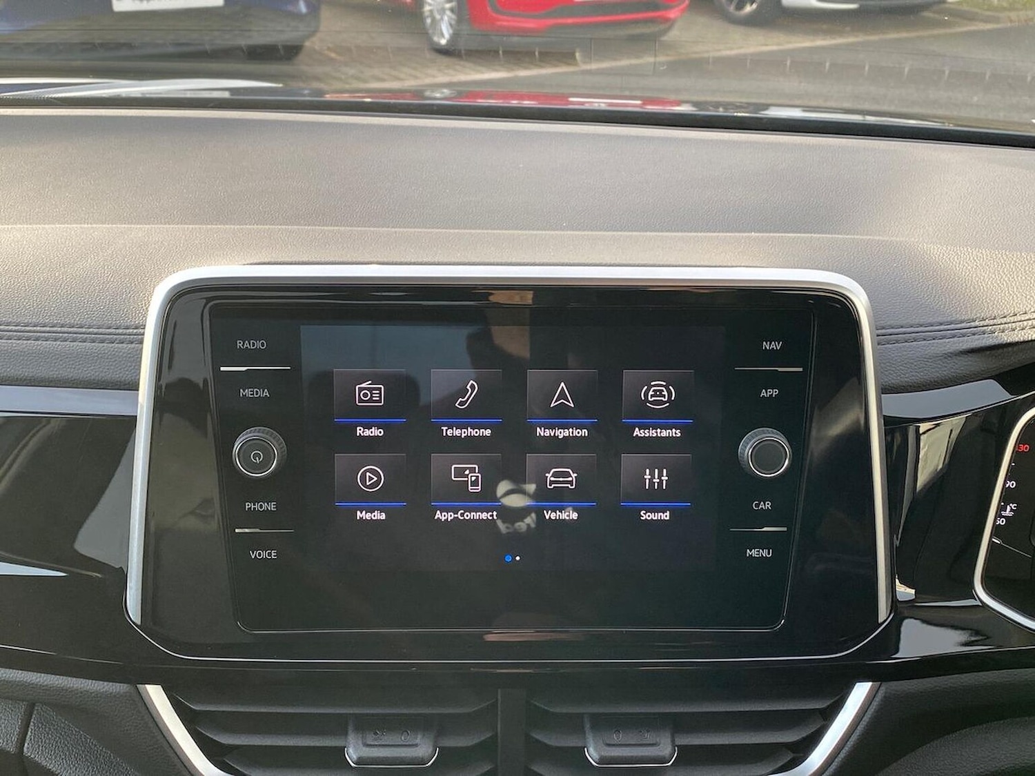 Used Volkswagen T-Roc 2025 for sale - 78026148: Photo 11